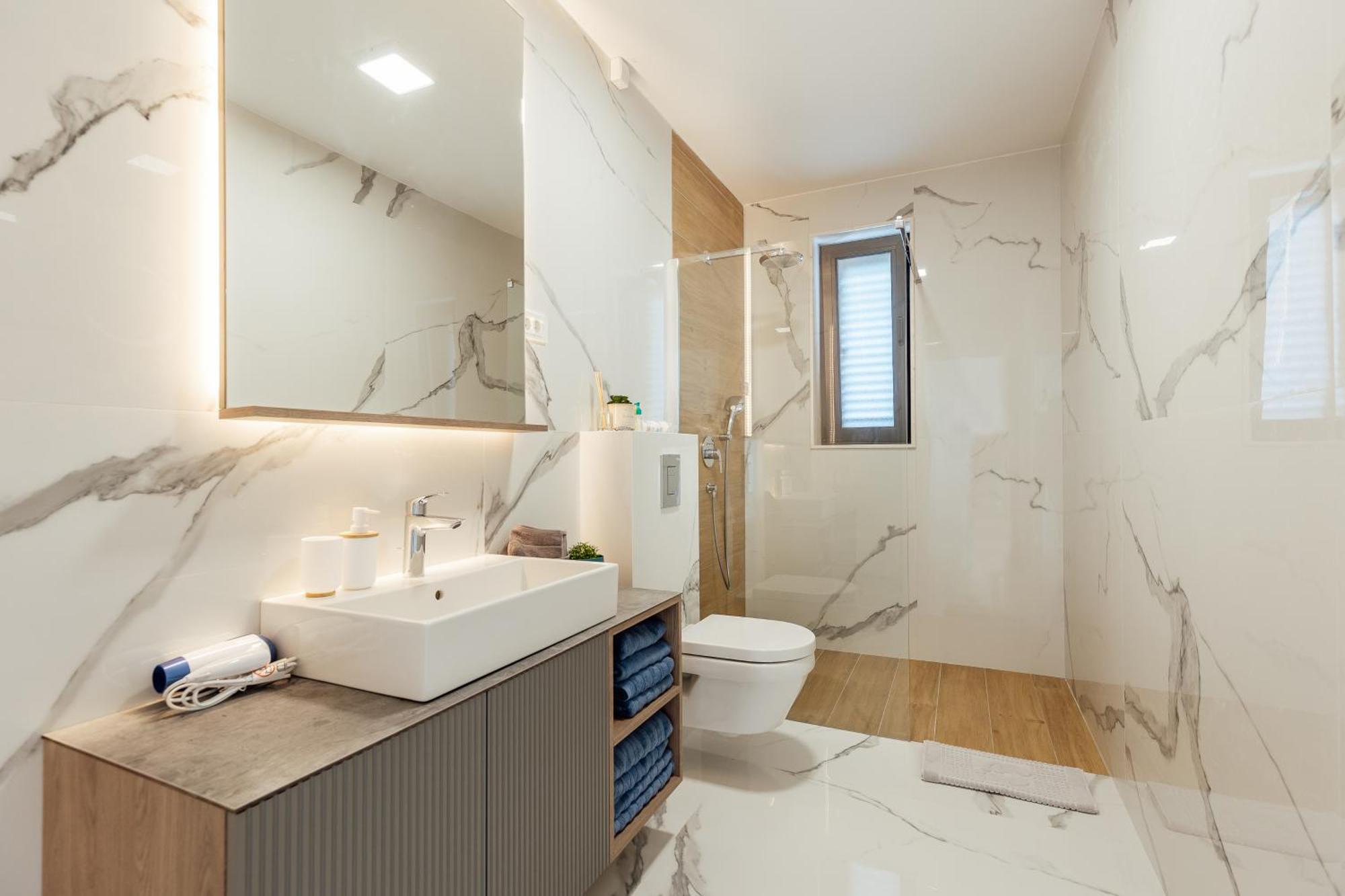 Savina Beachfront Oasis Herceg Novi Exterior foto